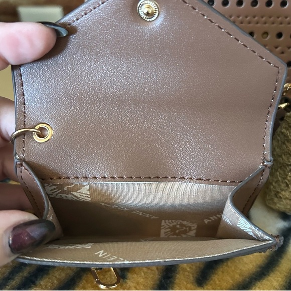 NWOT-Anne Klein 3 piece Handbag Set. - Picture 5 of 12